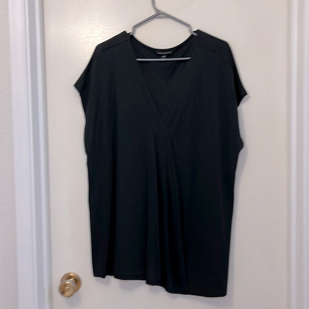 Lane Bryant pleated v-neck blouse size 22/24